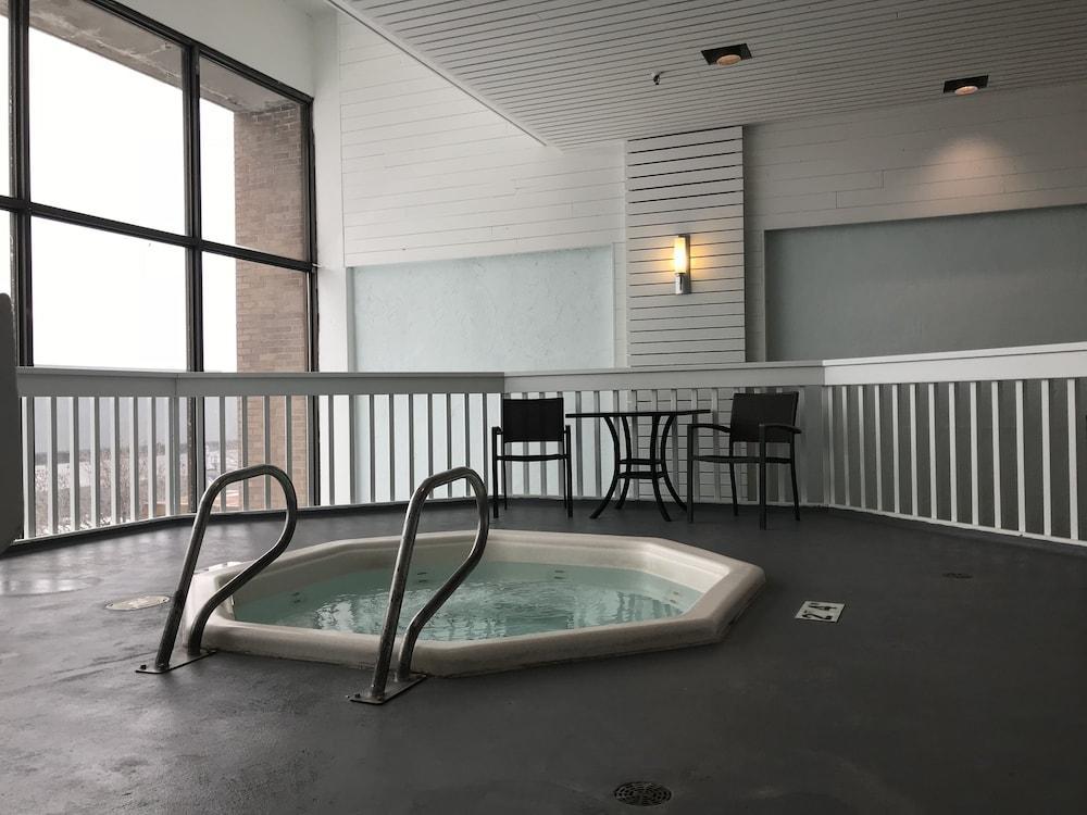 Radisson Hotel Duluth-Harborview Экстерьер фото