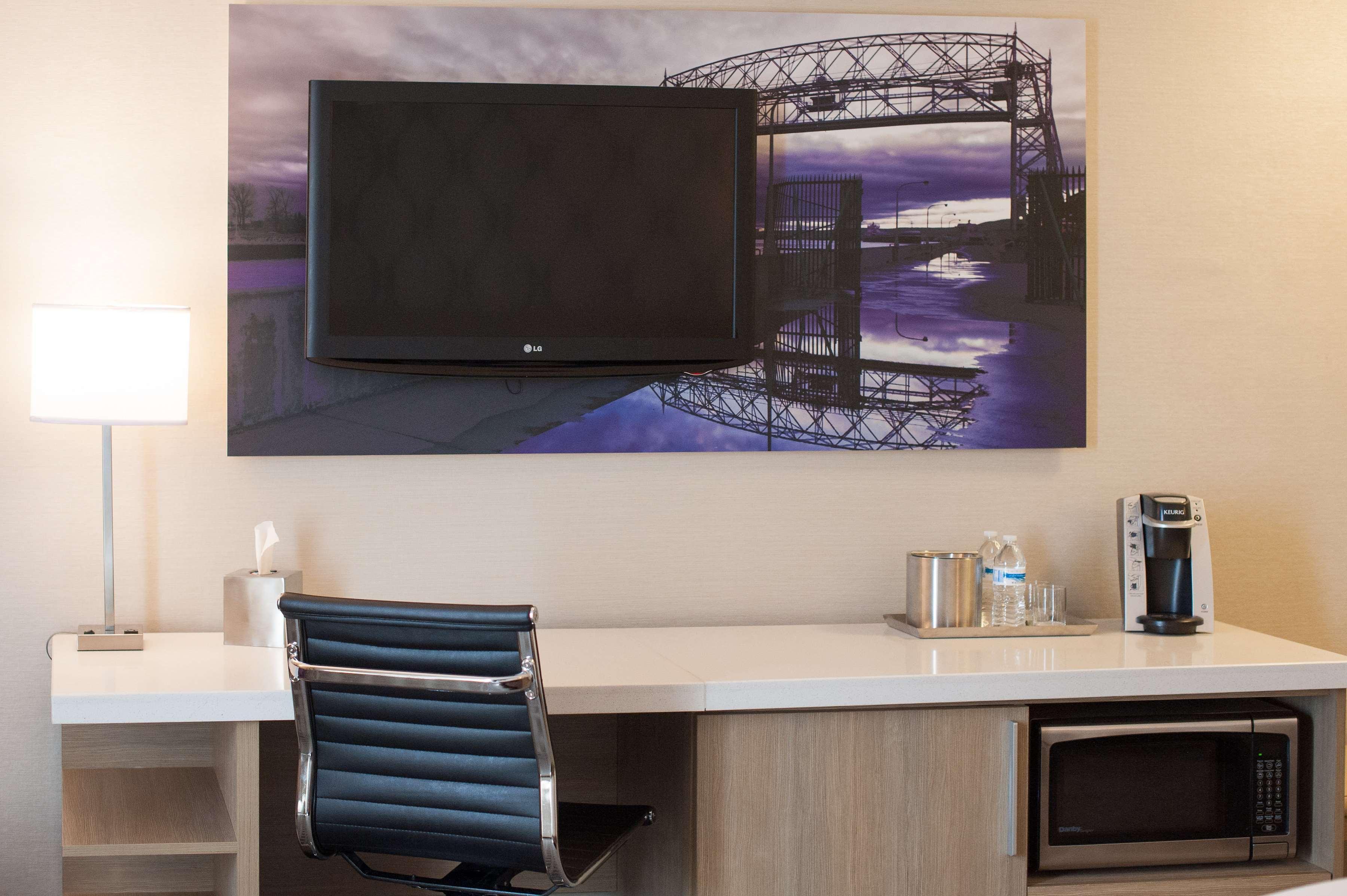 Radisson Hotel Duluth-Harborview Экстерьер фото